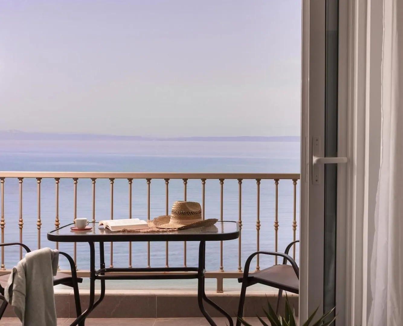 شقة The Beach House - Steps From The Sea هانيوتي